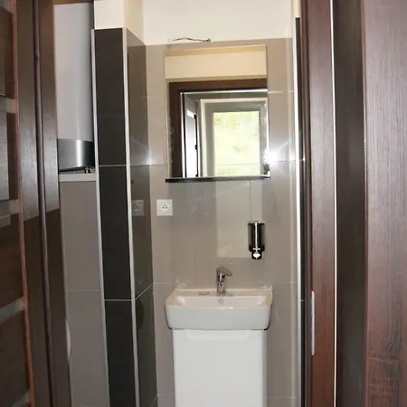 Apartment Pri Lese