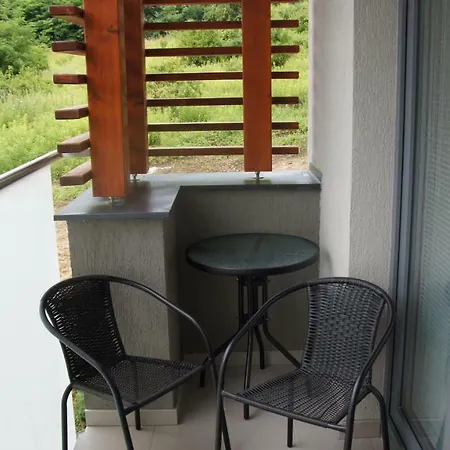 Pri Lese Apartment *